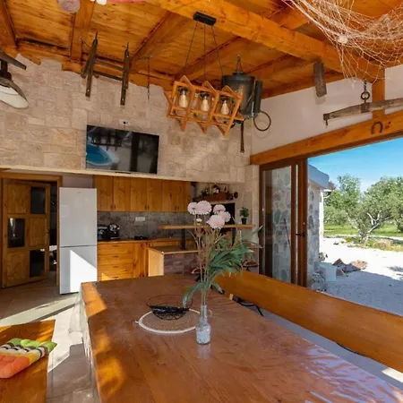 Villa Eco Solus With Pool *