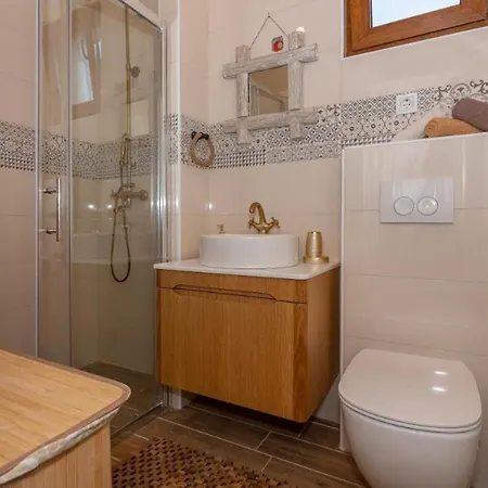 Eco Solus With Pool *