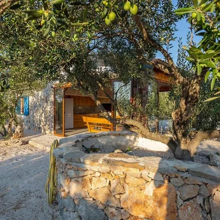 Eco Solus With Pool Villa