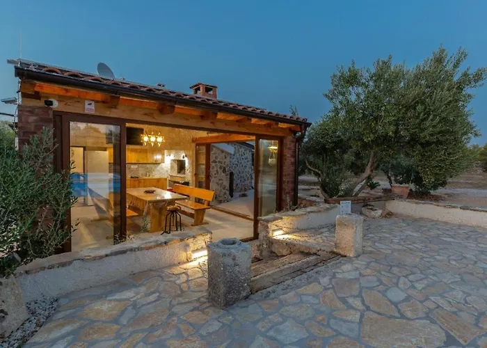 Villa Eco Solus With Pool *